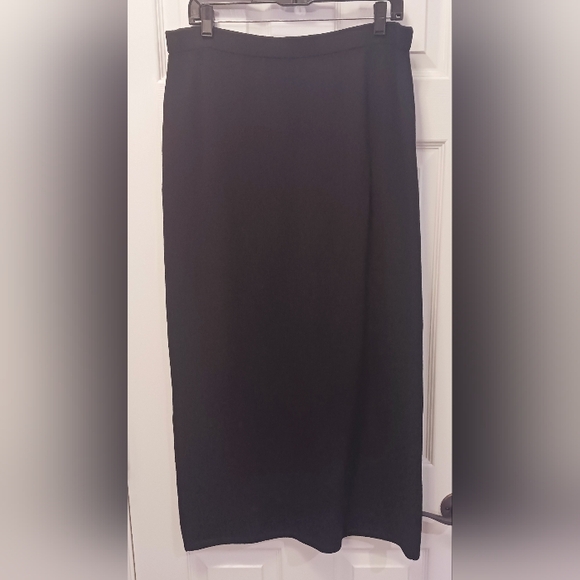 ST JOHN Basics Black Knit Skirt sz L - Picture 2 of 4